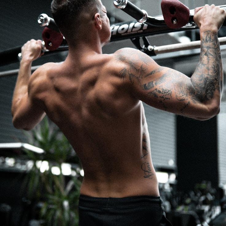 Choosing a gym and building a consistent fitness routine